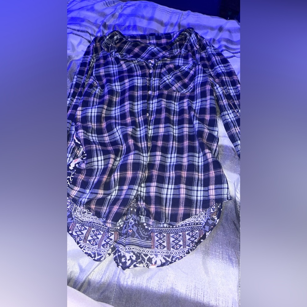 long sleeve flannel, size large, cute, worn once.
